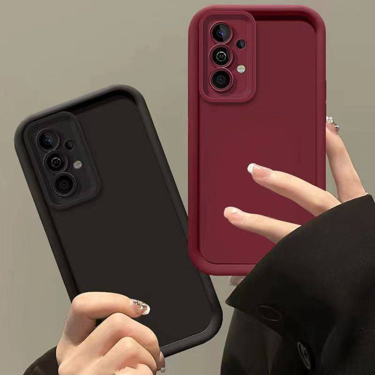 کاور موکولو مدل Silicone Puffer Strap مناسب برای گوشی موبایل سامسونگ Galaxy A32 4G به همراه بند آویز